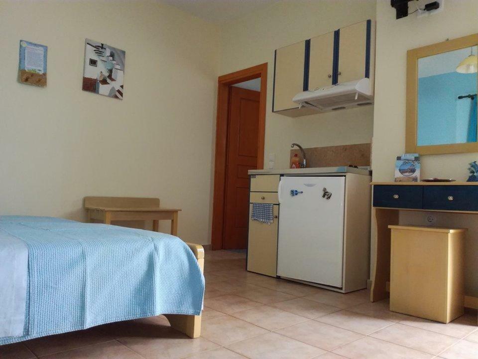 Ninemia Studios Serifos Island Ngoại thất bức ảnh
