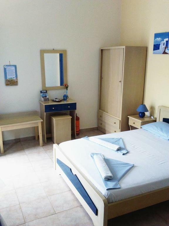 Ninemia Studios Serifos Island Ngoại thất bức ảnh